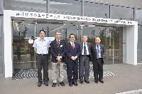 (from left) Prof. Yung Wing-Ho, Prof. Yao Meng-Chao, Prof. Andrew Wang, Prof. Chan Wai-Yee and Prof. Kenneth K.H. Lee seen in front of the Lo Kwee-Seong Integrated Biomedical Sciences Building